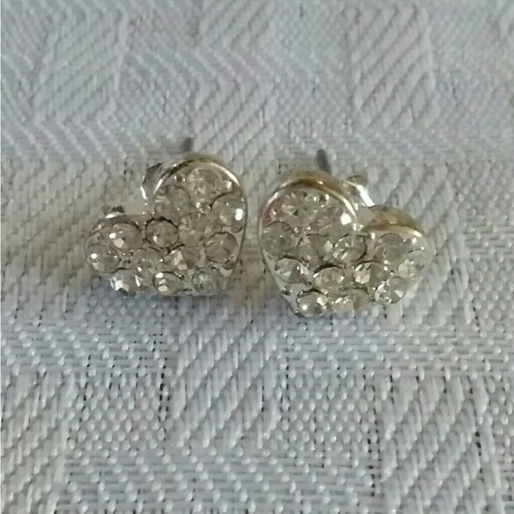 White Crystal Heart Drop Studded Earrings - Picture 4 of 4